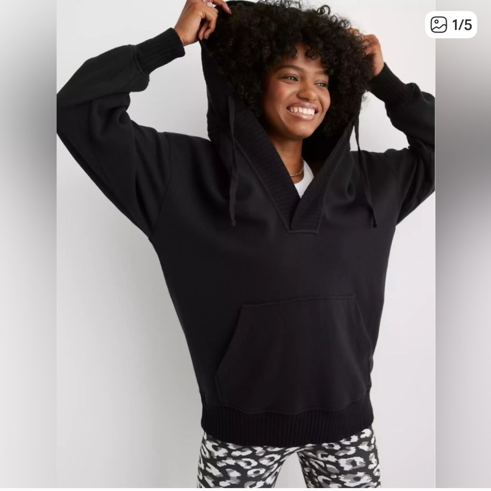 Aerie Down-to-Earth Henley Hoodie in True Black Size Small